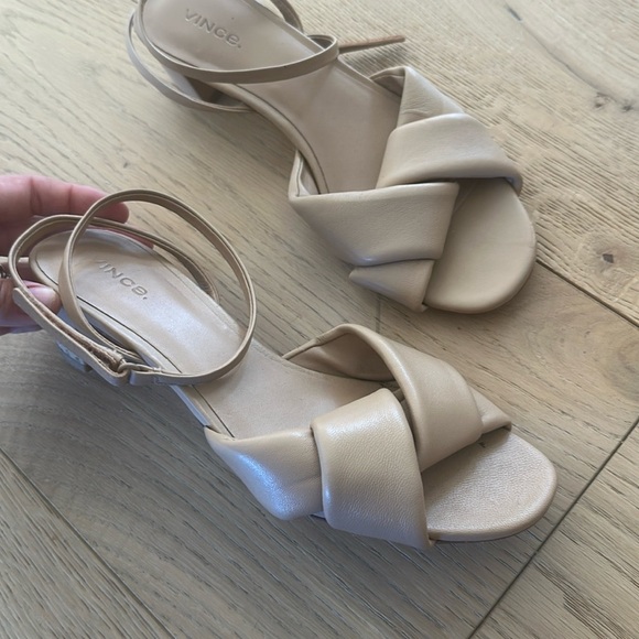 Vince Rosalie B Women's Tan Sandals 8.5 - Picture 2 of 4